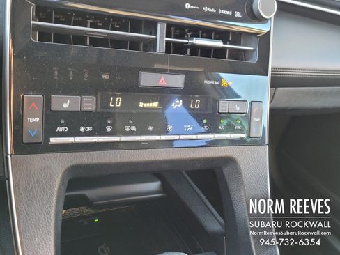 Used 2019 Toyota Avalon XSE image 29