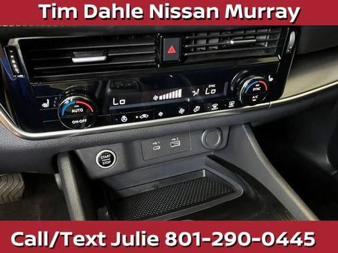 Used 2023 Nissan Rogue SV w/ SV Premium Package AWD/4WD image 29