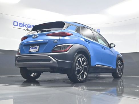 Used 2022 Hyundai Kona Limited AWD/4WD image 46