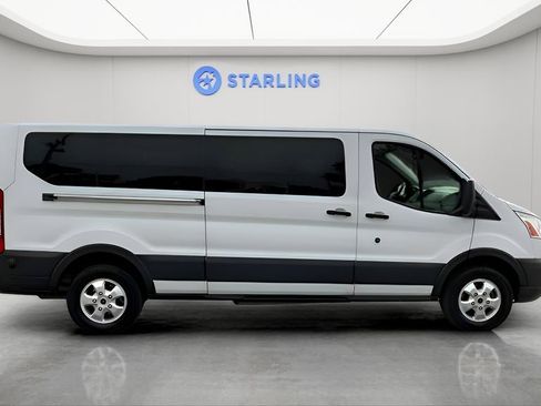 Used 2018 Ford Transit 350 XLT image 11