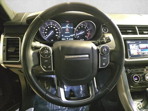 Used 2016 Land Rover Range Rover Sport HSE image 20