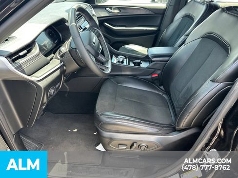 Used 2024 Jeep Grand Cherokee Limited 4xe AWD/4WD image 11
