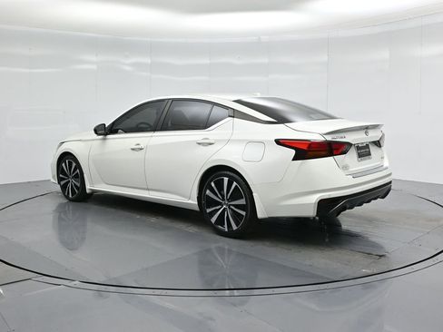 Used 2022 Nissan Altima 2.0 SR image 25