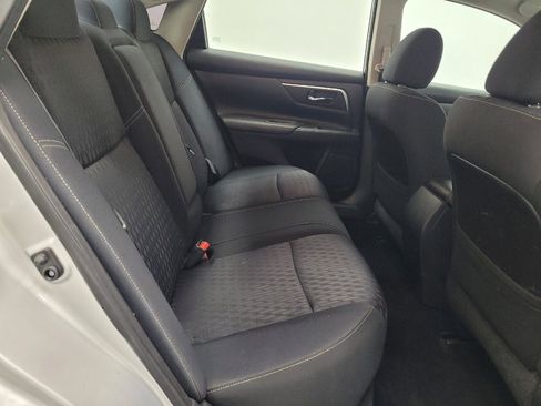 Used 2017 Nissan Altima 2.5 SV image 19