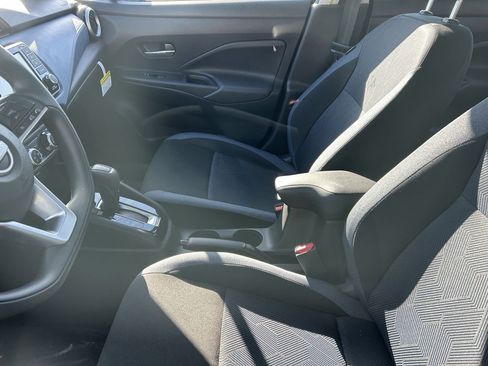 Certified 2025 Nissan Versa SV w/ Trunk Package image 12