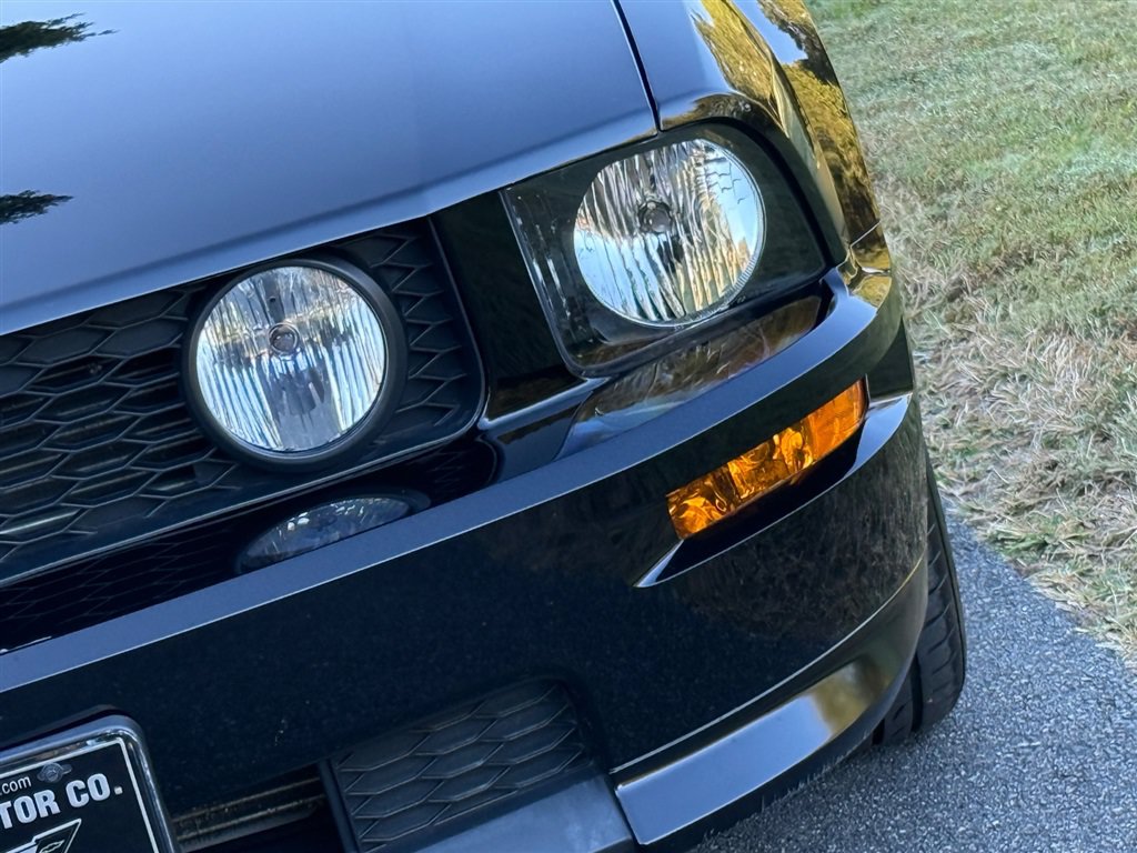 Used 2007 Ford Mustang GT RWD image 17