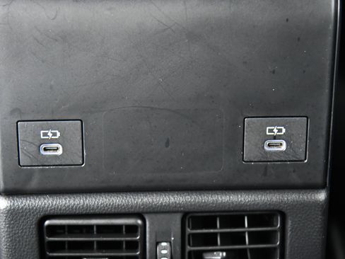 Used 2024 Subaru Solterra AWD/4WD image 38