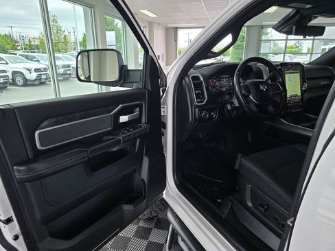 Used 2021 RAM 3500 Big Horn w/ Level B Equipment Group AWD/4WD image 32