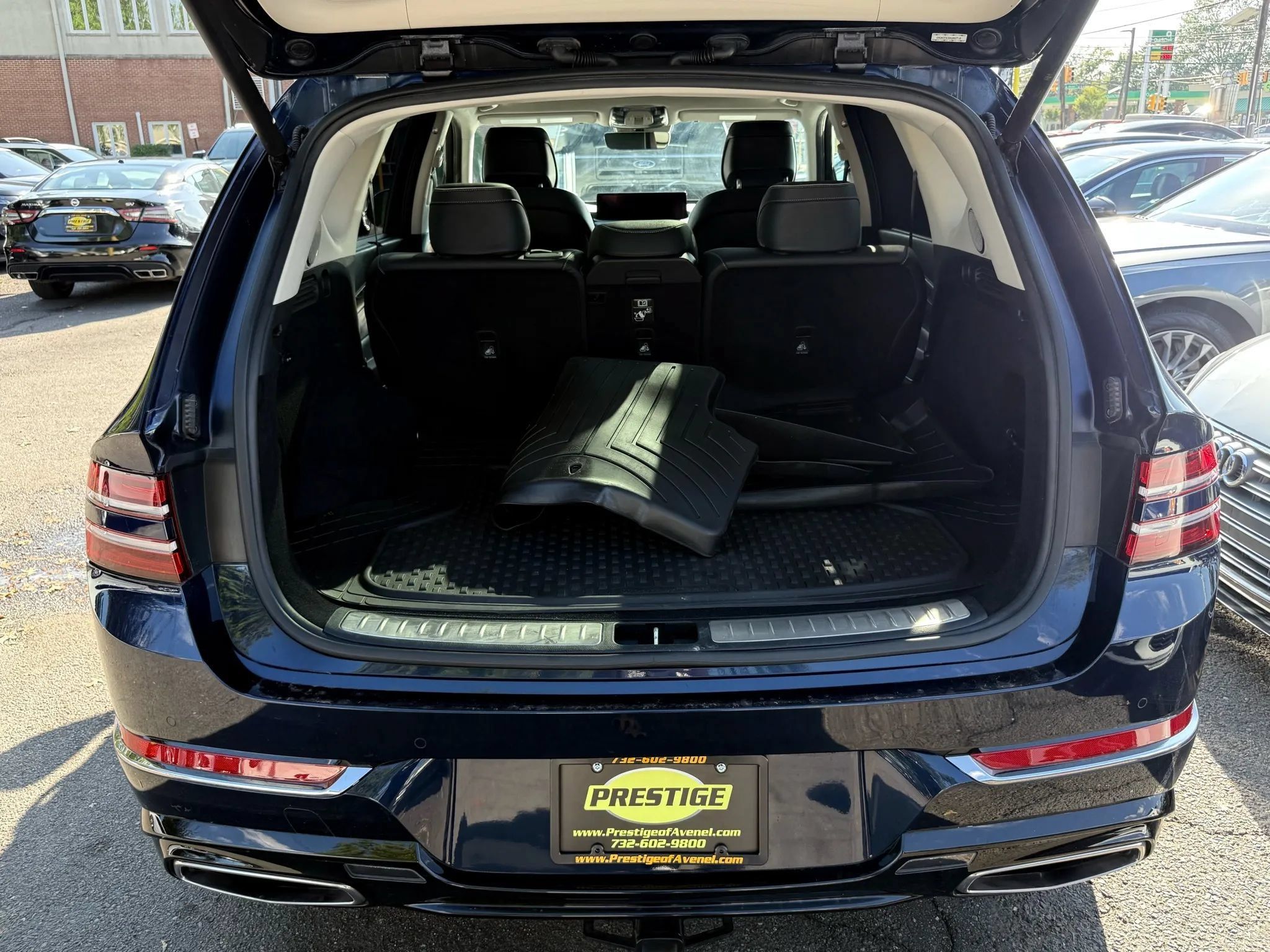 Used 2021 Genesis GV80 3.5T w/ Advanced Package 06 AWD/4WD image 29