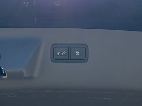 Used 2025 Hyundai Santa Fe SEL image 24