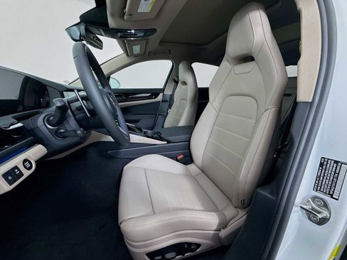 New 2026 Porsche Panamera image 5