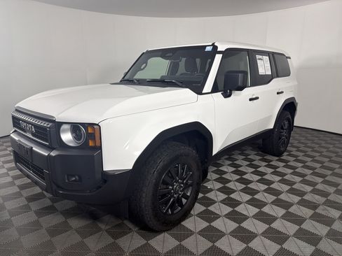 Used 2024 Toyota Land Cruiser 1958 image 2