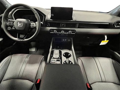New 2025 Honda Pilot Black Edition image 12