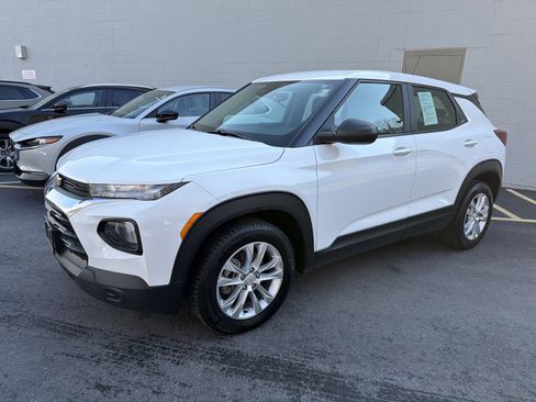 Used 2023 Chevrolet TrailBlazer LS image 4