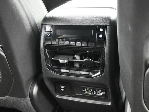 Used 2023 Jeep Grand Cherokee L Laredo RWD image 41