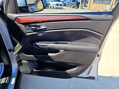 Used 2015 Cadillac SRX Luxury w/ Driver Awareness Package image 19