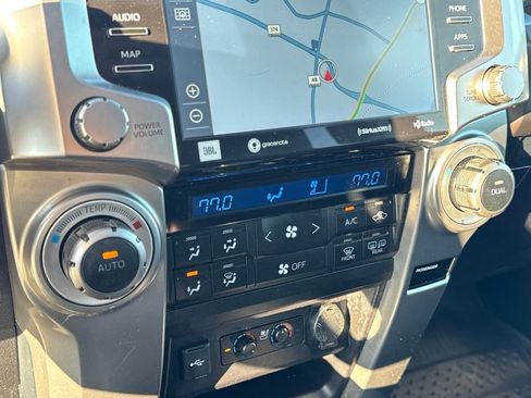 Used 2022 Toyota 4Runner Limited image 27