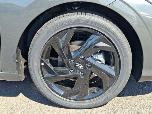 New 2026 Hyundai Elantra SEL Sport Premium FWD image 8