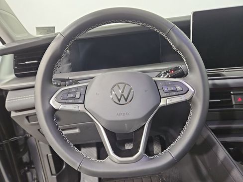 New 2026 Volkswagen Tiguan SE AWD/4WD image 14