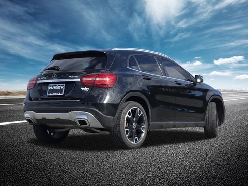 Used 2018 Mercedes-Benz GLA 250 4MATIC image 19