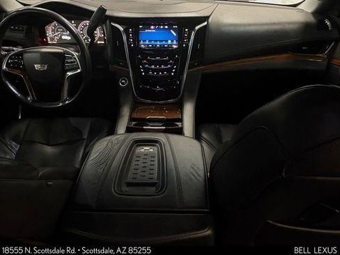 Used 2015 Cadillac Escalade ESV Premium AWD/4WD image 26