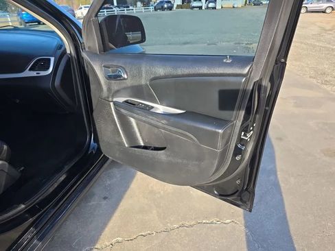 Used 2016 Dodge Journey SXT image 37