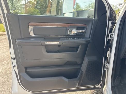 Used 2015 RAM 3500 Laramie image 10