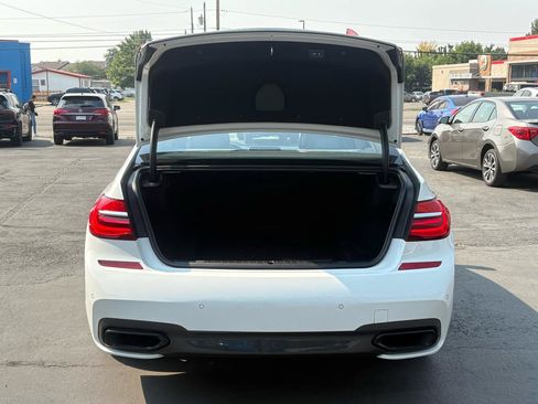 Used 2016 BMW 750i xDrive AWD/4WD image 42