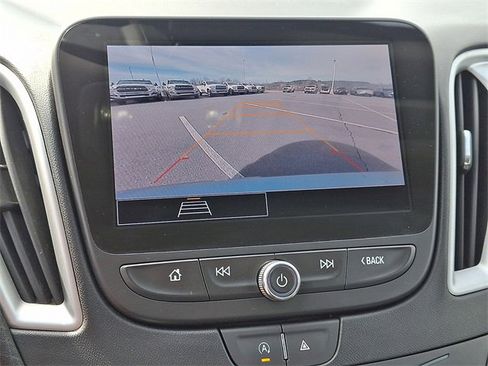 Used 2024 Chevrolet Malibu LT image 17