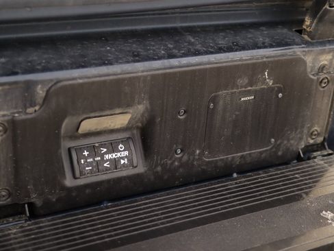 Used 2023 GMC Sierra 1500 SLT w/ SLT Convenience Package image 31