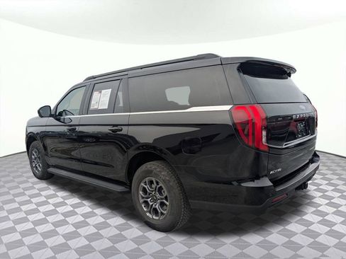 Used 2025 Ford Expedition Max Active image 5