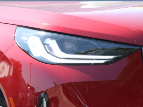 Used 2025 BMW X3 xDrive30i w/ Premium Package image 5