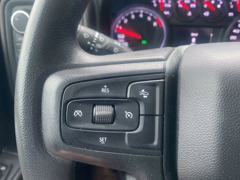 Used 2024 Chevrolet Silverado 1500 Custom image 10