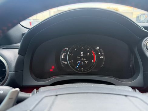 Used 2022 Lexus IS 350 F Sport RWD image 7