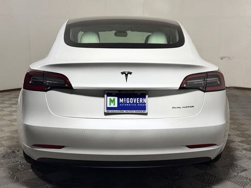 Used 2022 Tesla Model 3 Long Range AWD/4WD image 5