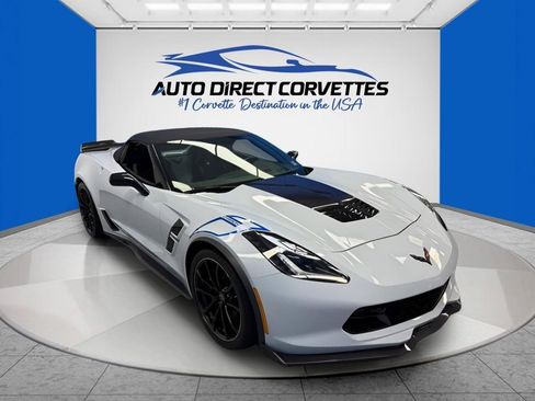 Used 2018 Chevrolet Corvette Grand Sport w/ Carbon 65 Edition RWD image 29