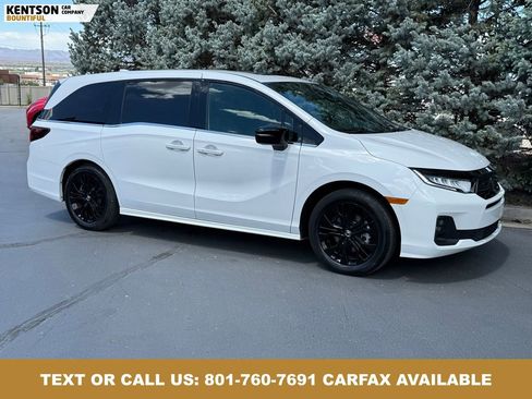 Used 2025 Honda Odyssey Sport-L image 11