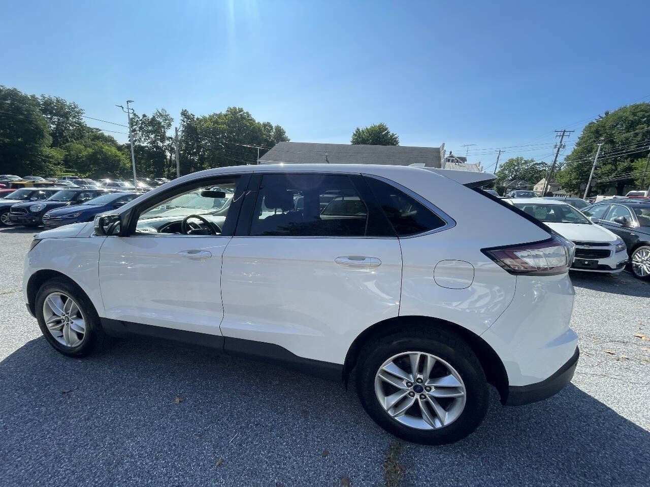 Used 2017 Ford Edge SEL w/ Equipment Group 201A AWD/4WD image 9
