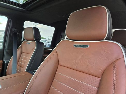 New 2025 GMC Sierra 2500 Denali Ultimate image 23