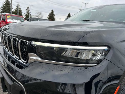 Certified 2023 Jeep Grand Cherokee L Overland w/ Advanced Protech Group III image 24