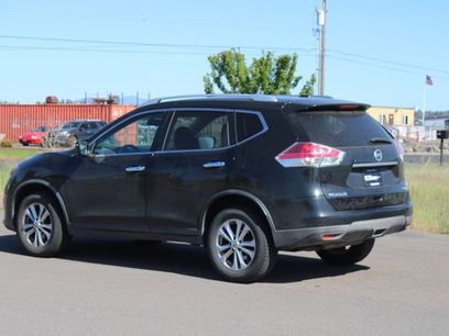Used 2016 Nissan Rogue SV
