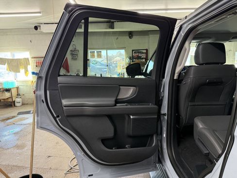 New 2025 Ford Expedition Active image 21