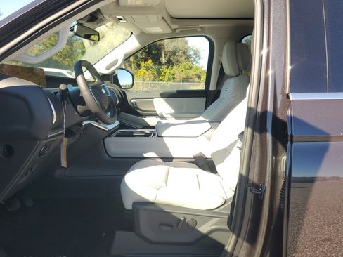 New 2026 Ford Expedition Max Platinum w/ Driver's Package image 15