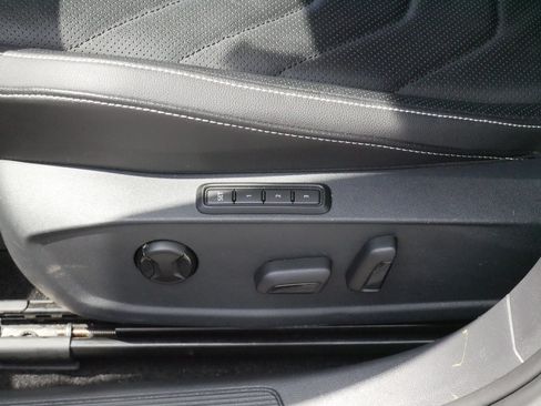 Certified 2024 Volkswagen Jetta SEL FWD image 20