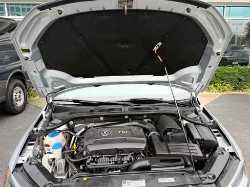 Used 2014 Volkswagen Jetta SE FWD image 33