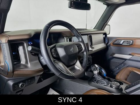 Used 2023 Ford Bronco Outer Banks image 9