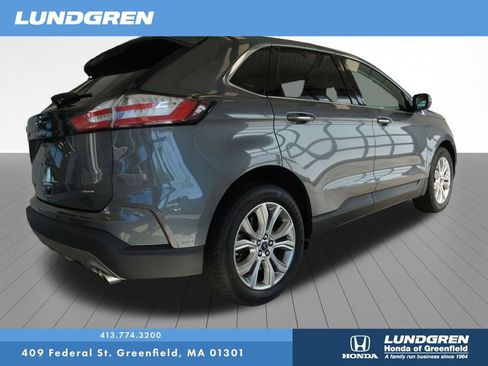 Used 2022 Ford Edge Titanium image 9