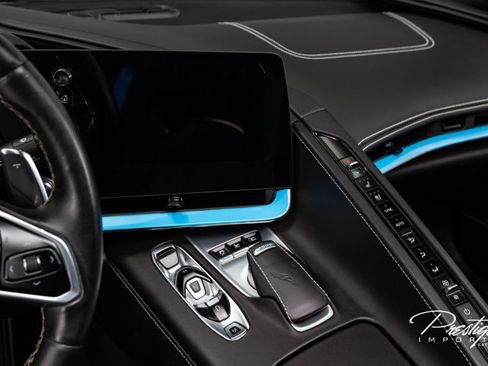 Used 2020 Chevrolet Corvette Stingray Premium Cpe w/ 3LT Preferred Equipment Group image 36