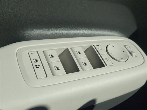 New 2026 Hyundai Santa Fe SE image 14