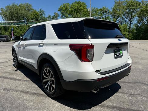 Used 2022 Ford Explorer ST-Line AWD/4WD image 5